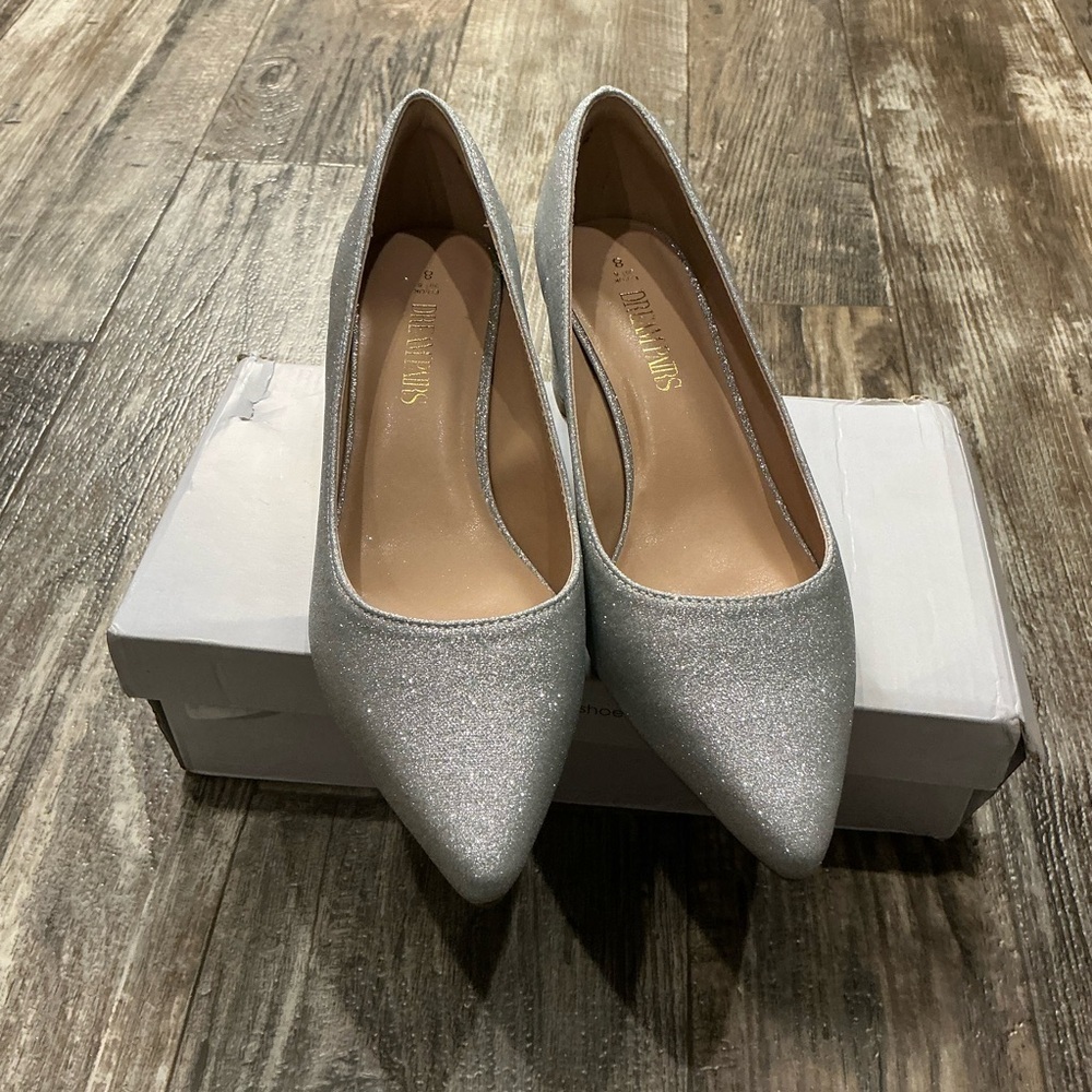 Dream Pairs Glittery Silver Block Heels Size 8 - Picture 15 of 16